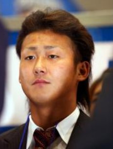 中田翔黒髪